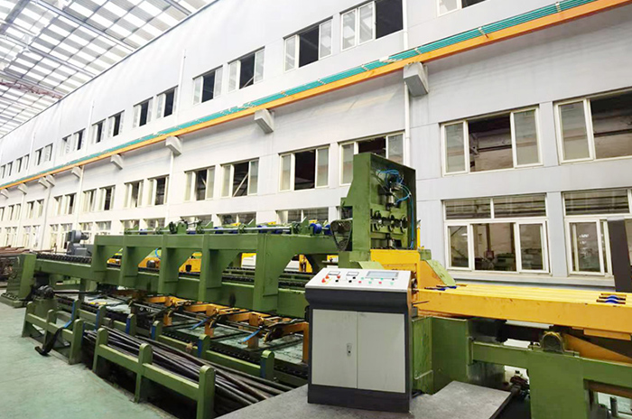 Seamless pipe making machine