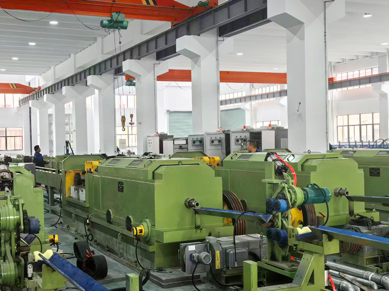 machine de fabrication de tuyaux